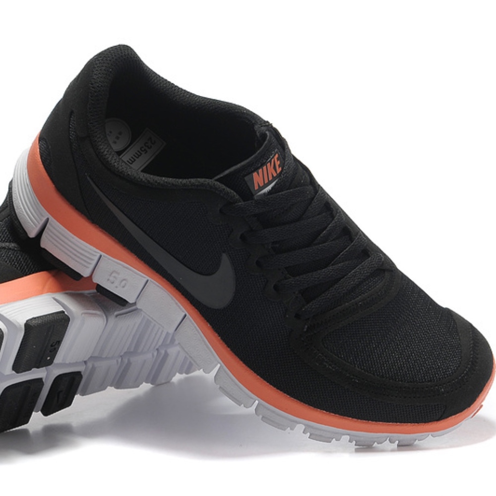 Black and Peach Nike Free Runs Sz 6.5